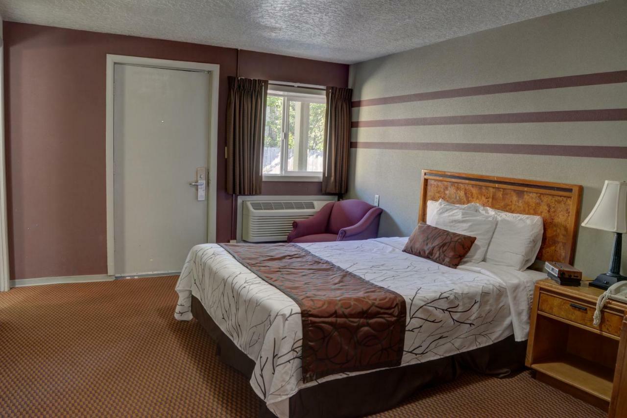 ונקובר Inn At Salmon Creek מראה חיצוני תמונה